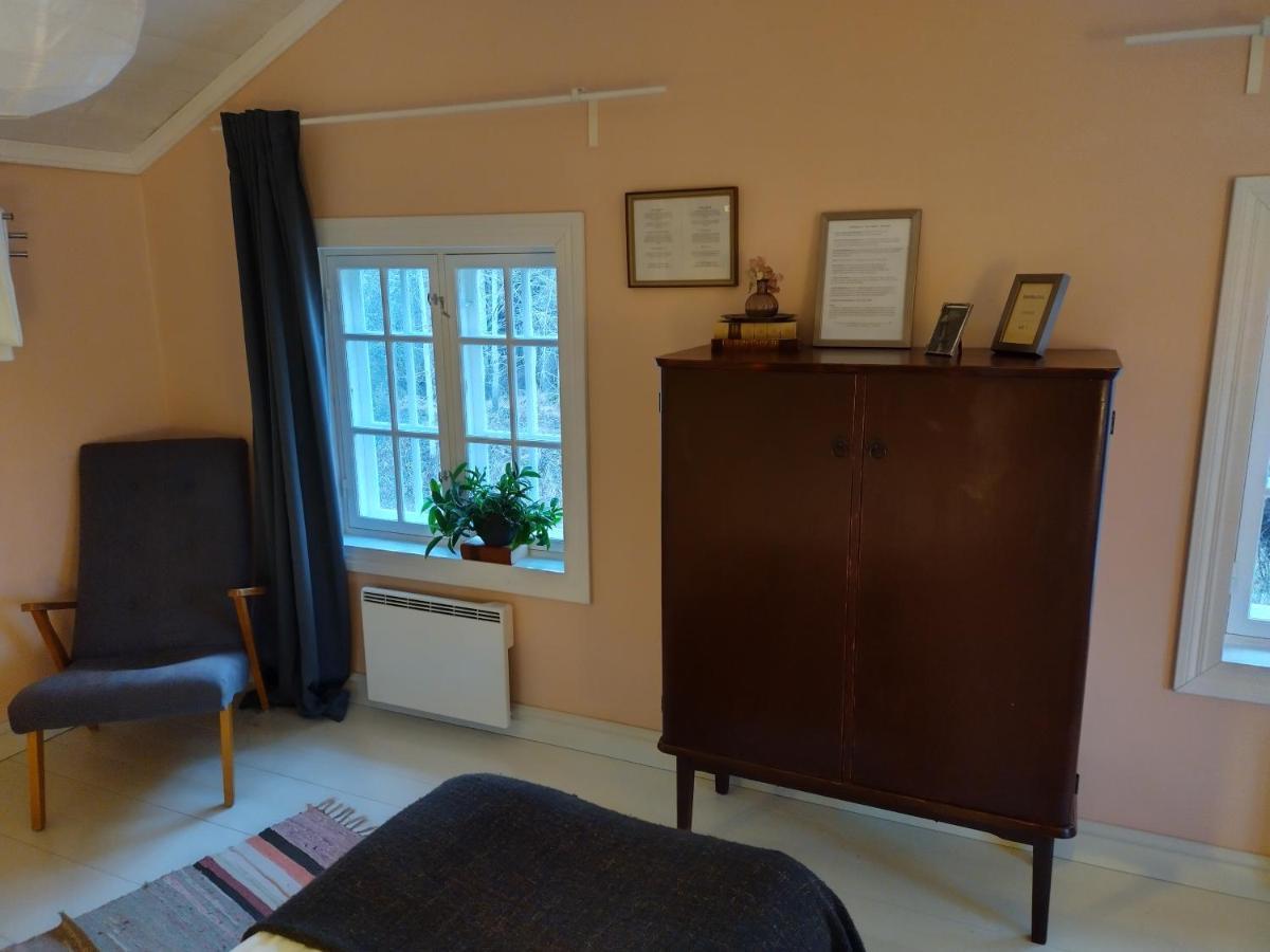 Jomala Brobacka Gasthem Bed & Breakfast エクステリア 写真