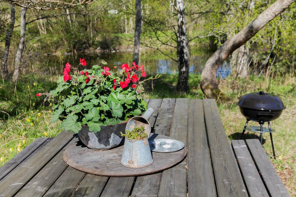 Jomala Brobacka Gasthem Bed & Breakfast エクステリア 写真