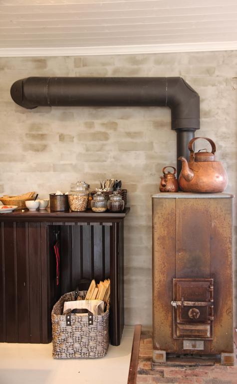 Jomala Brobacka Gasthem Bed & Breakfast エクステリア 写真